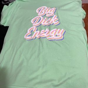 Woman’s large Tshirt